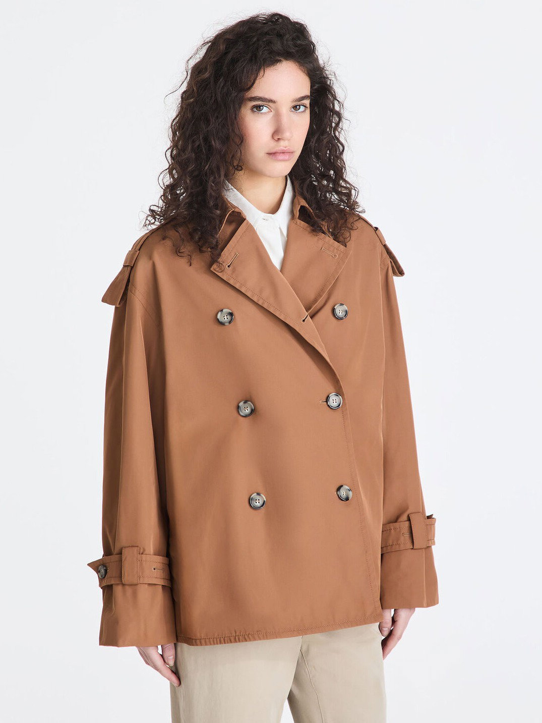 POKERA TJT Short double-breasted trench coat