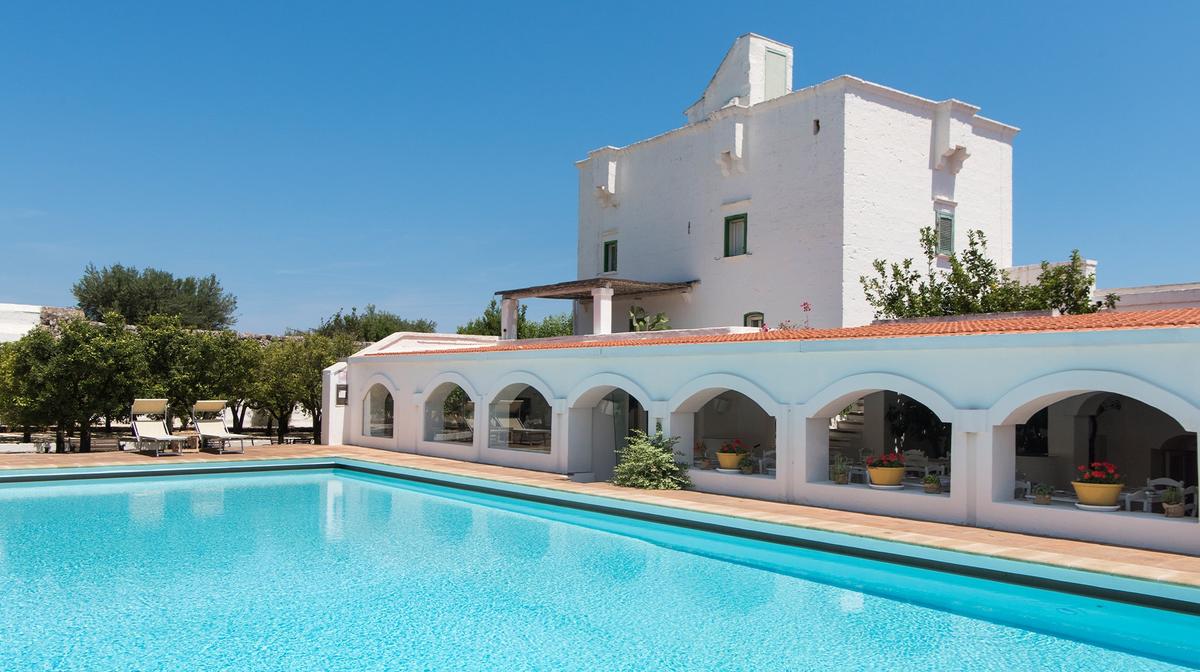 Puglia Luxury Boutique Escape with Daily Breakfast, Nightly Drinks & One-Time Dinner