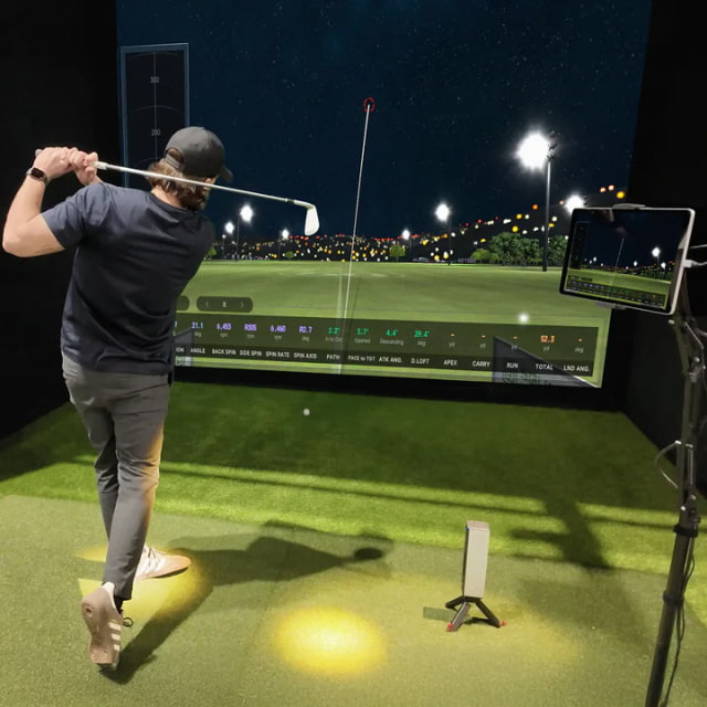 Square Golf OMNI Edition Launch Monitor