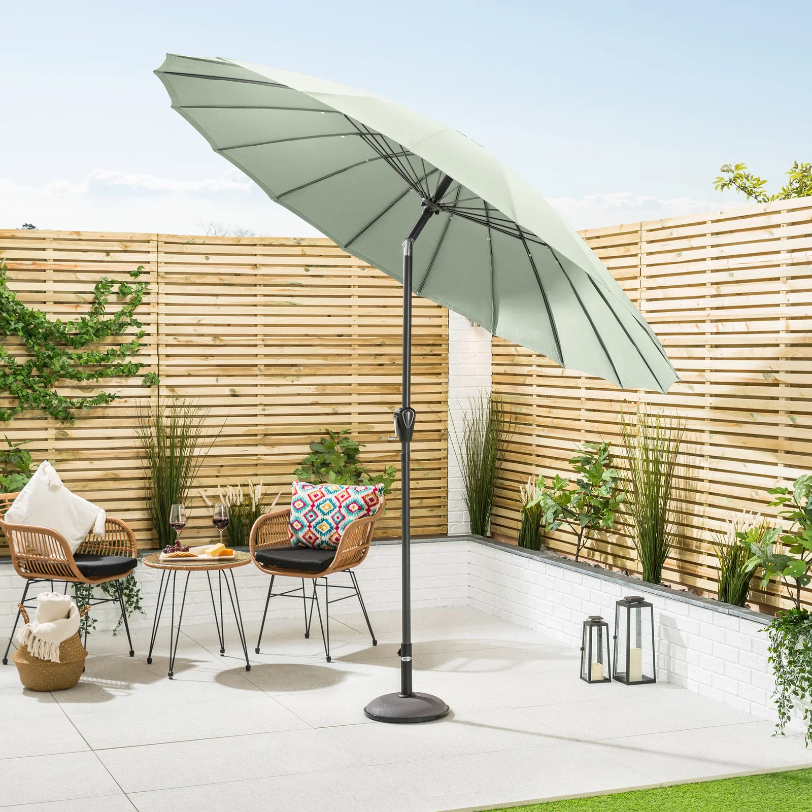 Image of Shanghai Parasol with Tilt – 2.6m