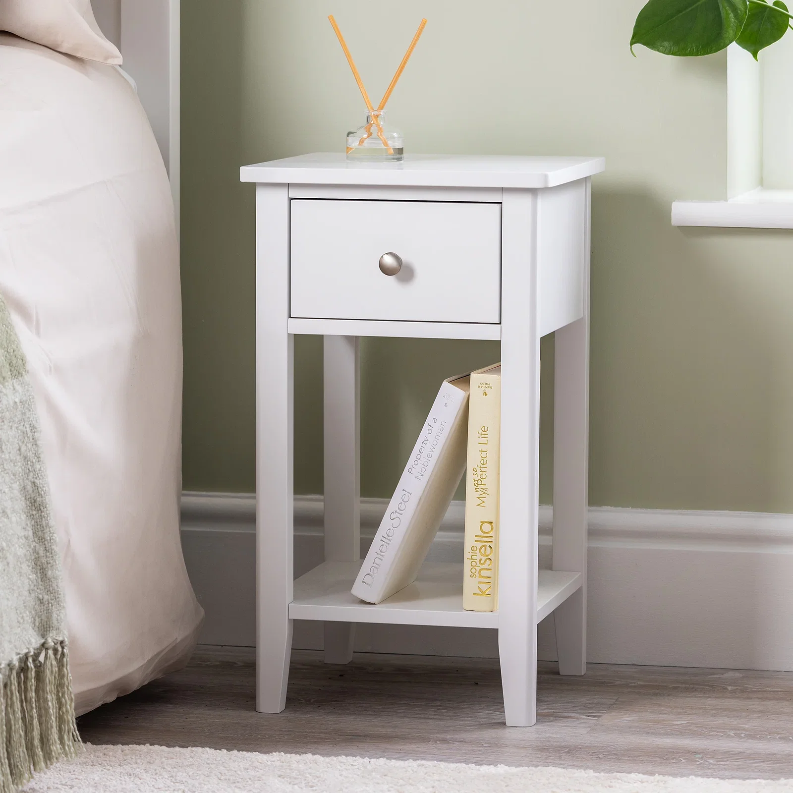 Image of Ilsington Slim Bedside Table with Shelf
