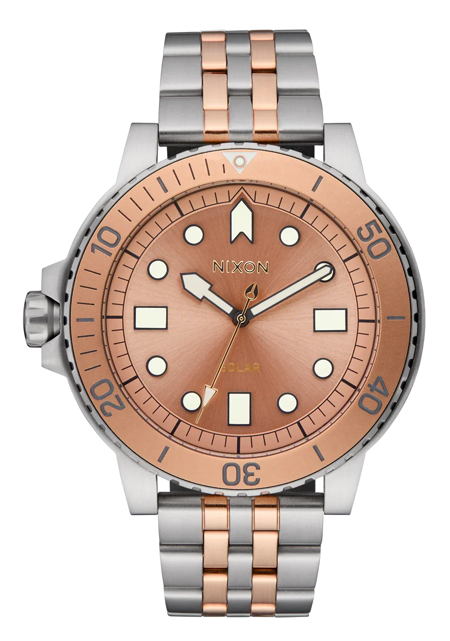 Image of Stinger 44 - Silver / Coral