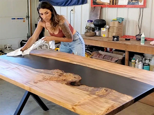 Making an epoxy table