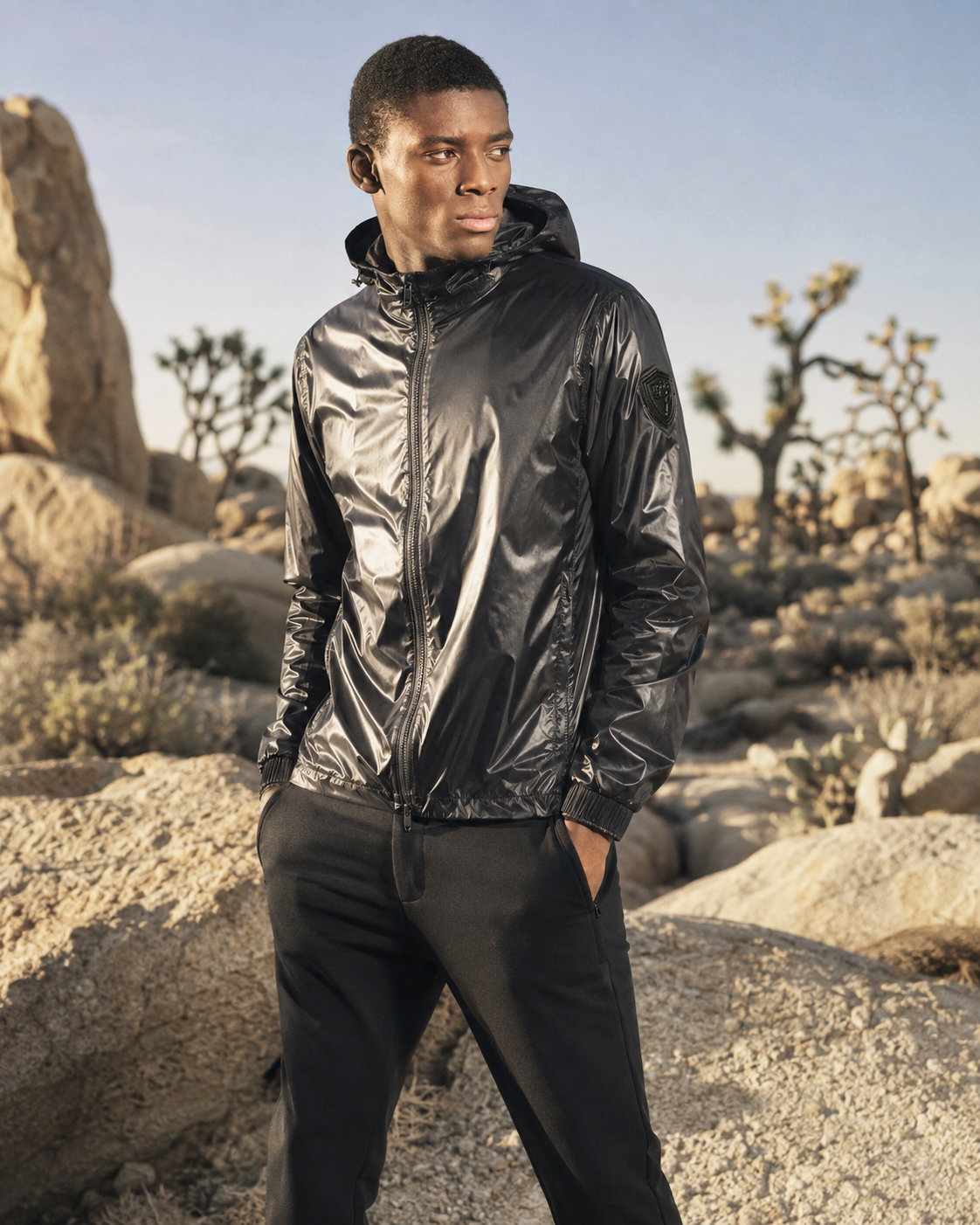 Man wearing Nobis Stratus in Black