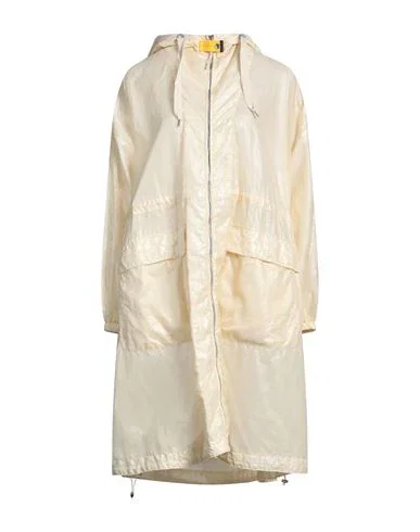 PARAJUMPERS