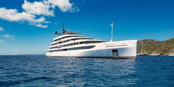 Savor the Moment: A Luxury Yacht Rum Sailing