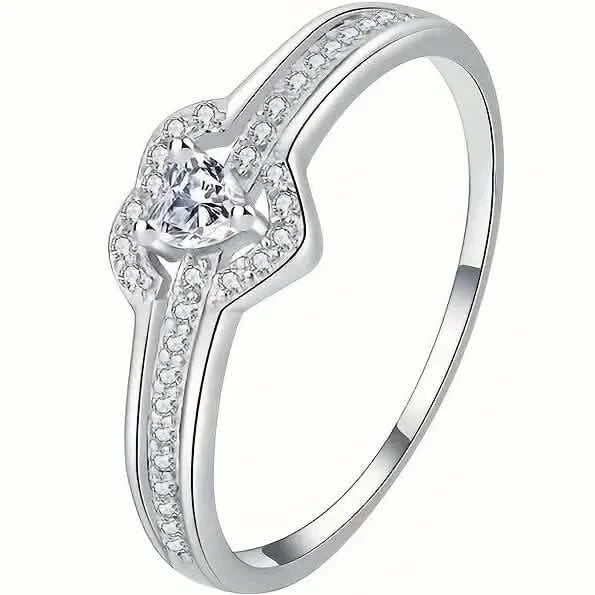 Image of Elegant 925 Sterling Silver Heart Ring with Sparkling Zirconia