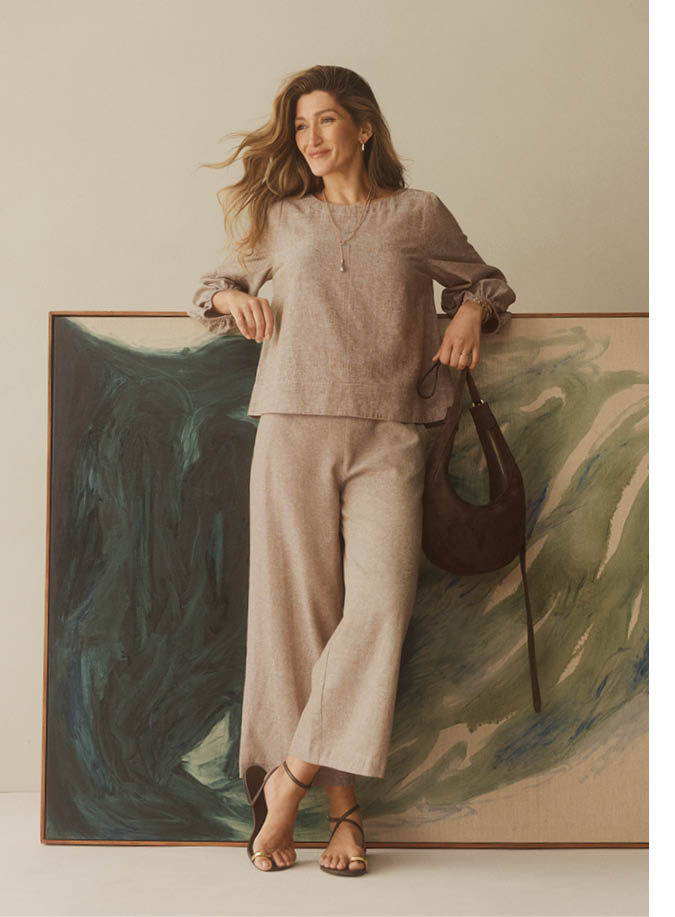 Linen Blend Scoop Neck Top
