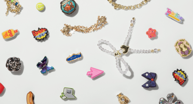 Shop Jibbitz™
 Charms!
