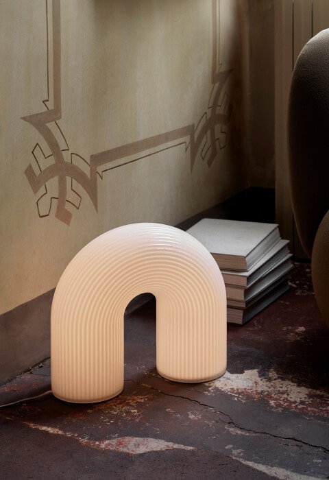 Vuelta Table Lamp