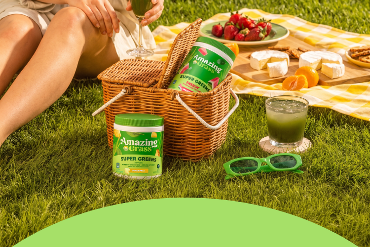 amazing grass tubs in a picnic basket
