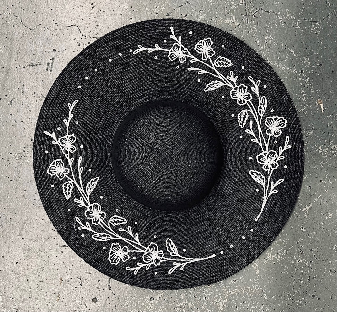 Embroidered Floppy Sun Hat - XL Brim - Violets