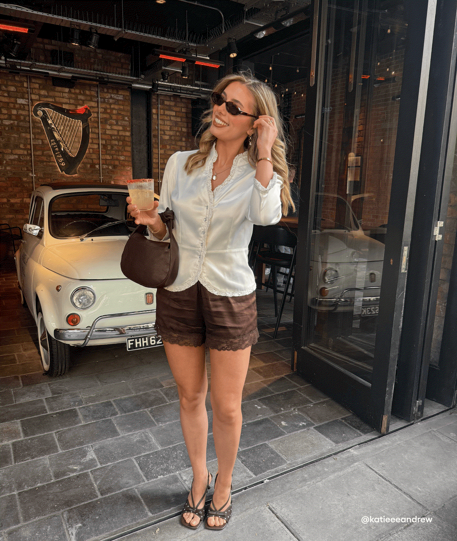 Influencer wearing Coco in Chocolate