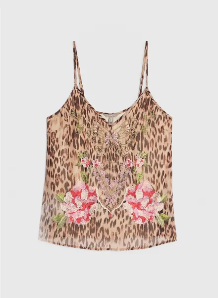 Cami & Sleeveless Tops