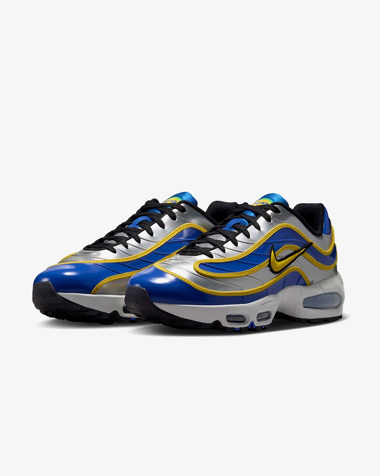 Nike Sportswear at Sneakersnstuff