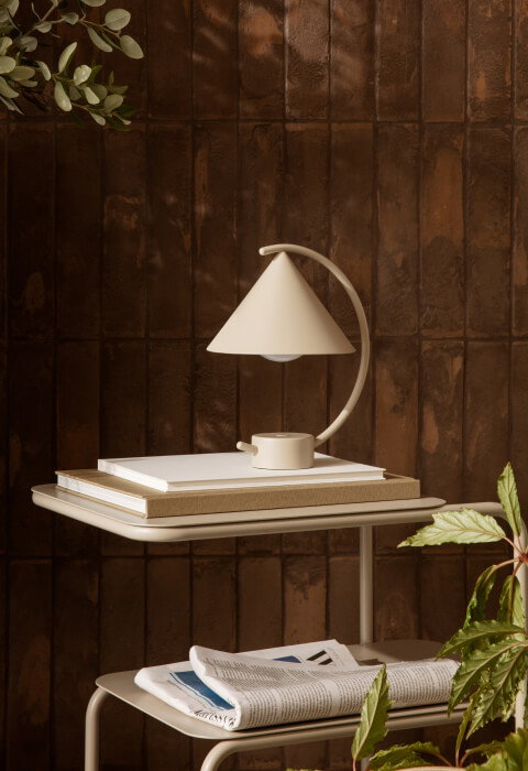 Meridian Table Lamp