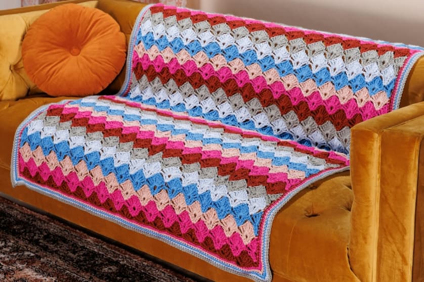Free Twilight Sea Shells Throw Pattern