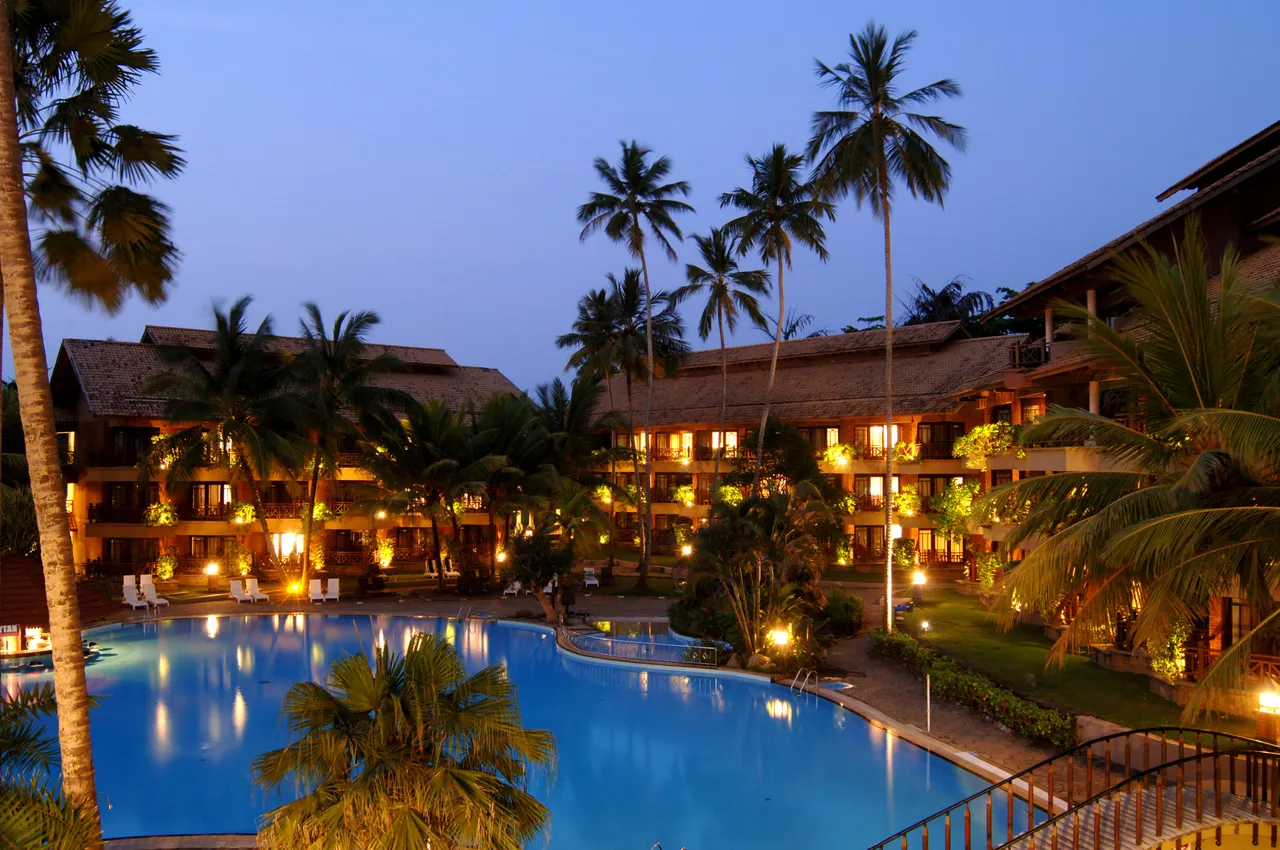 Royal Palms Beach Hotel