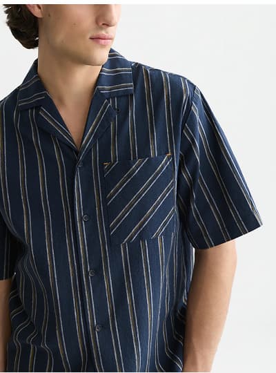Striped Linen Relaxed-Fit Short-Sleeved Shirt