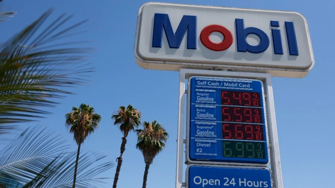 Sick of High Gas Prices? These Apps Will Show You the Cheapest Nearby Stations