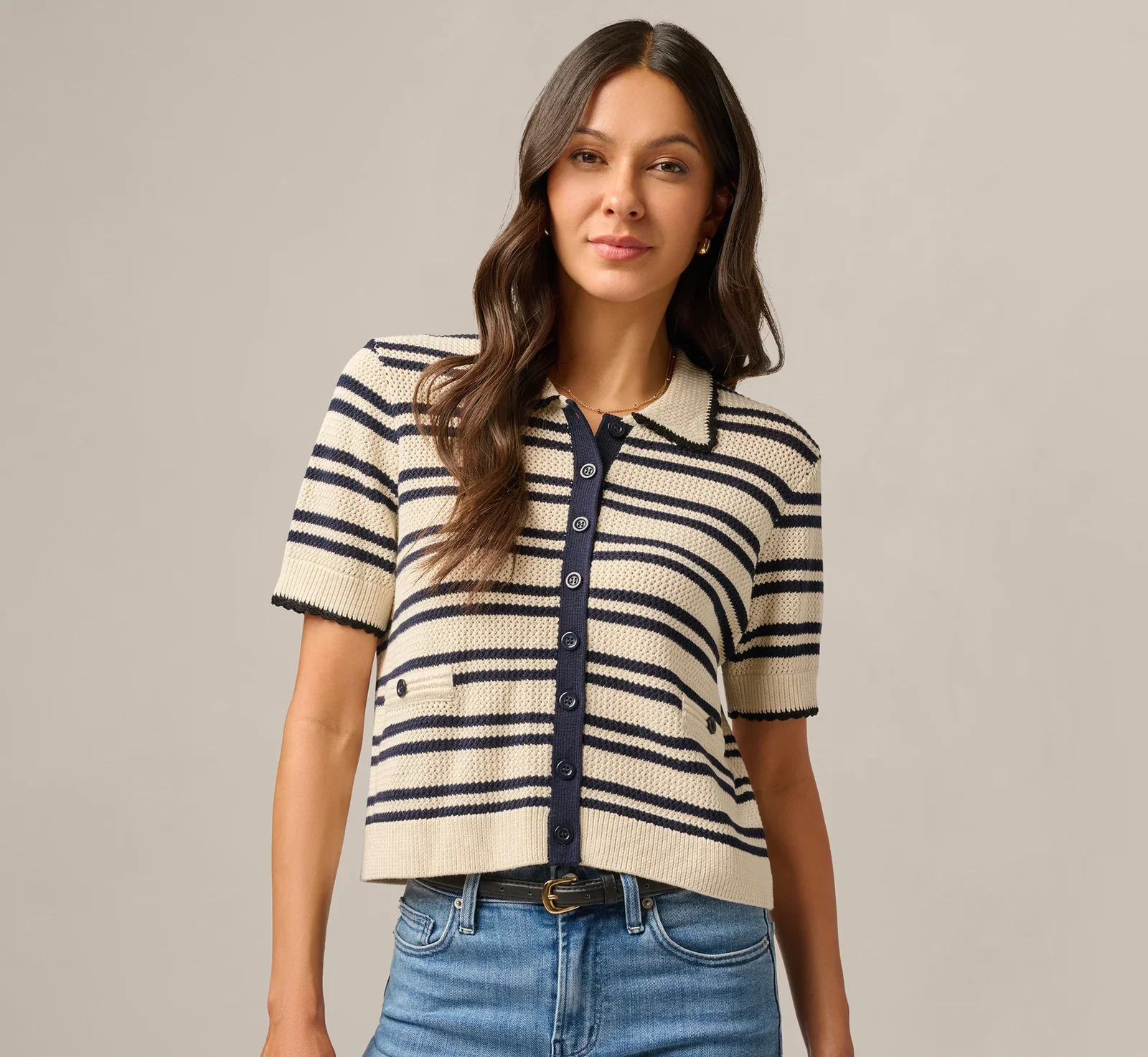 Image of Short Sleeve Textured Knit Collared Cardigan Sweater In Cream Navy
