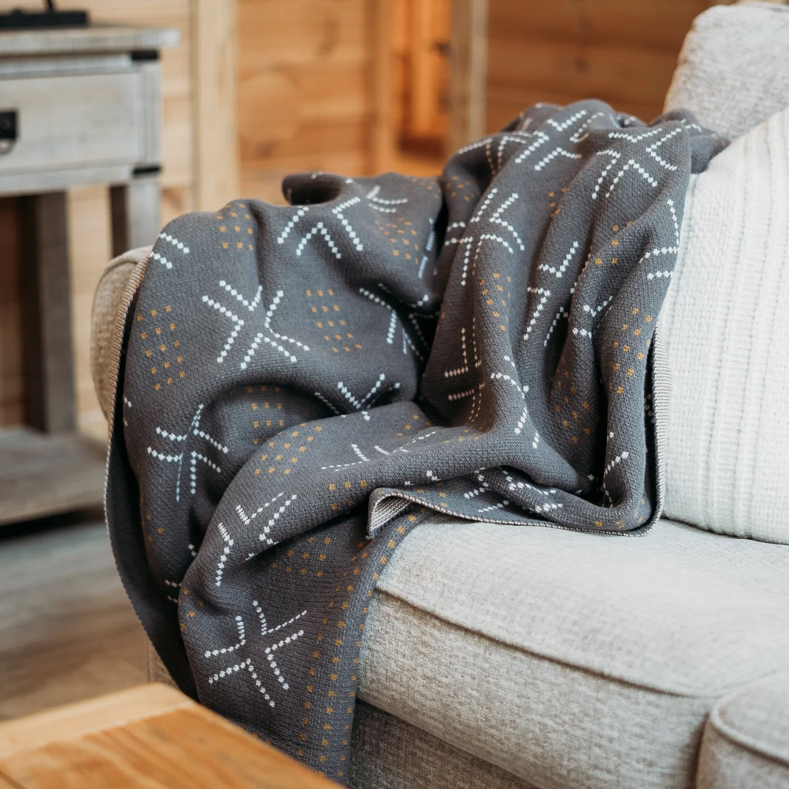 Image of Birifini Throw