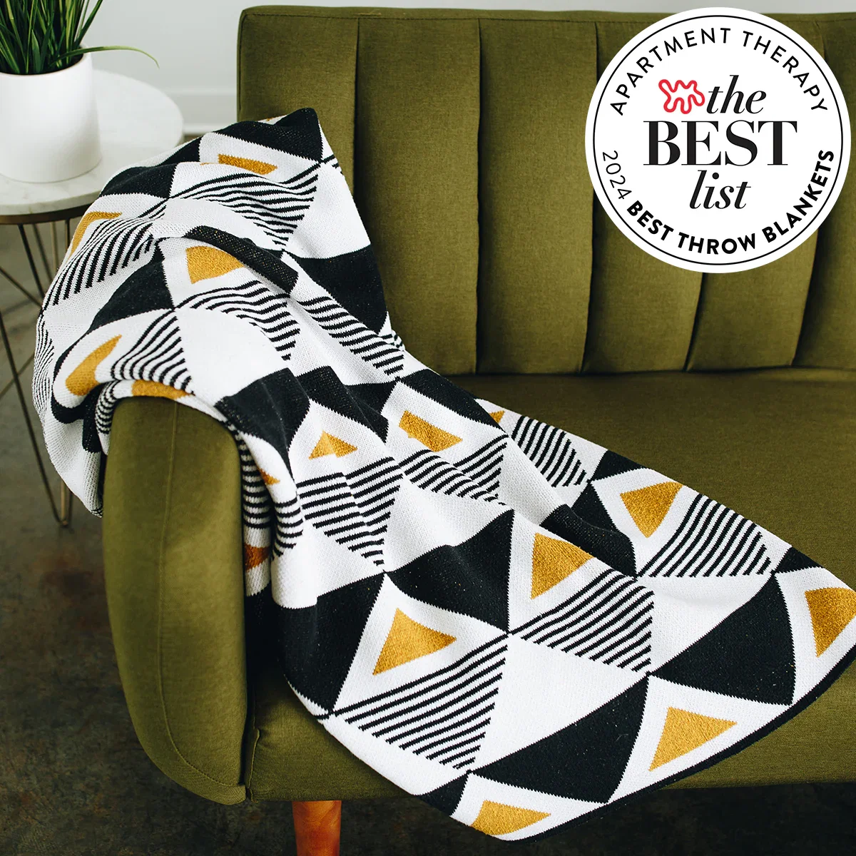 Image of Envie Throw
