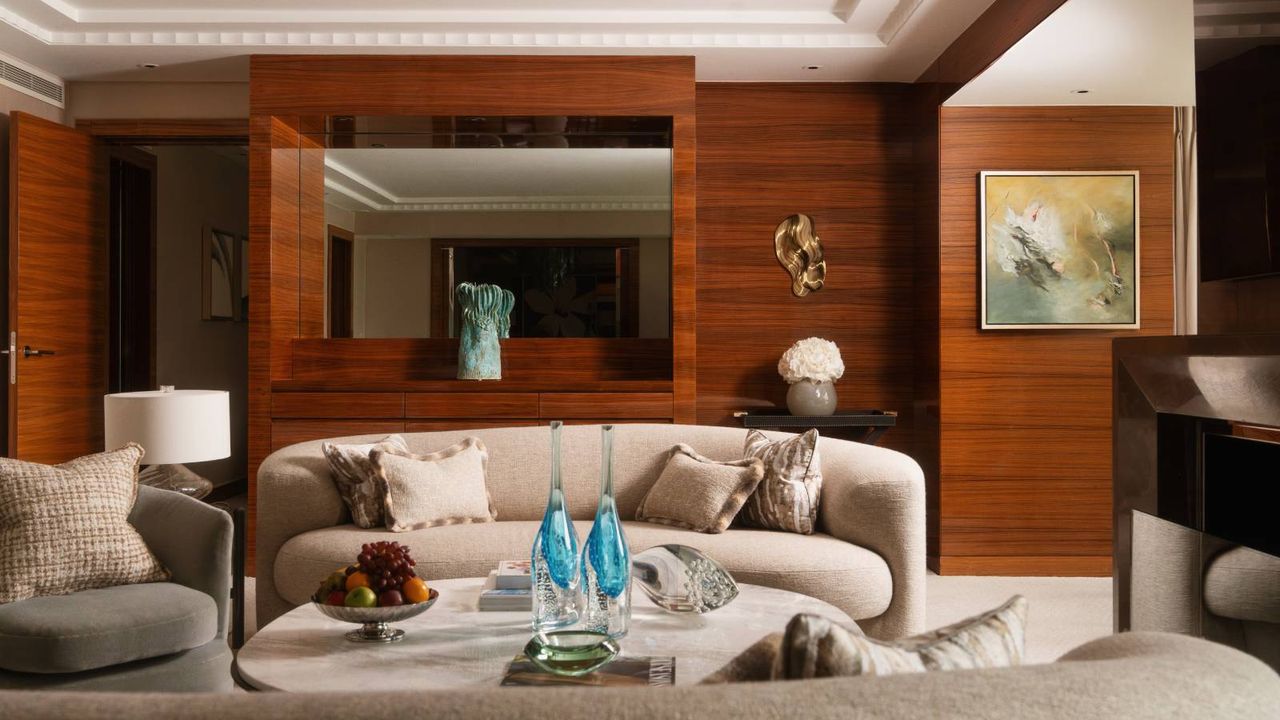 Hotel suite