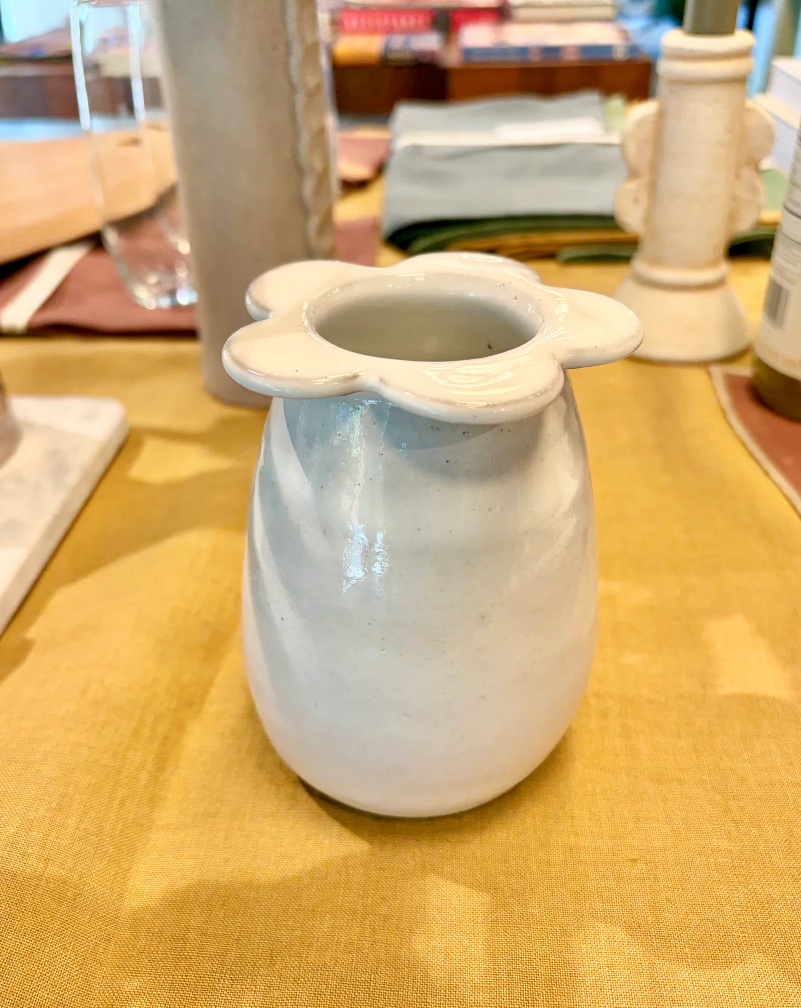 Image of Daisy Vase