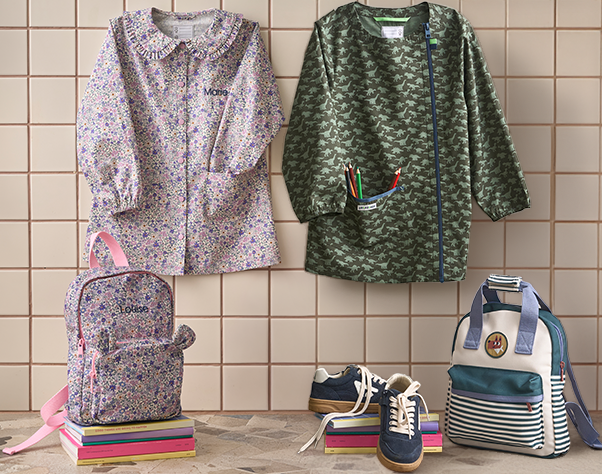delantales floral y dinosaurio y mochilas niña y niño