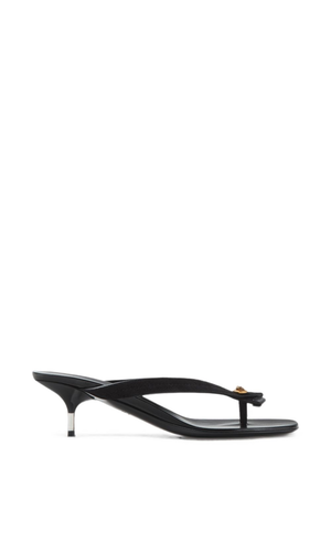 Leather thong sandals