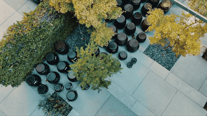 GIF: Video showing soy sauce containers in Benu