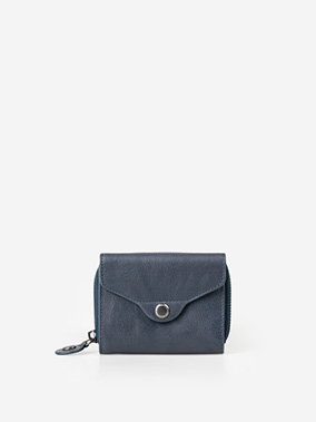 Judy in navy blue
