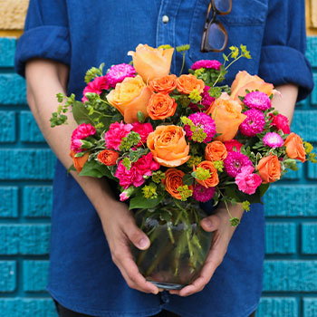 DELIVER<br>BLOOMS TODAY