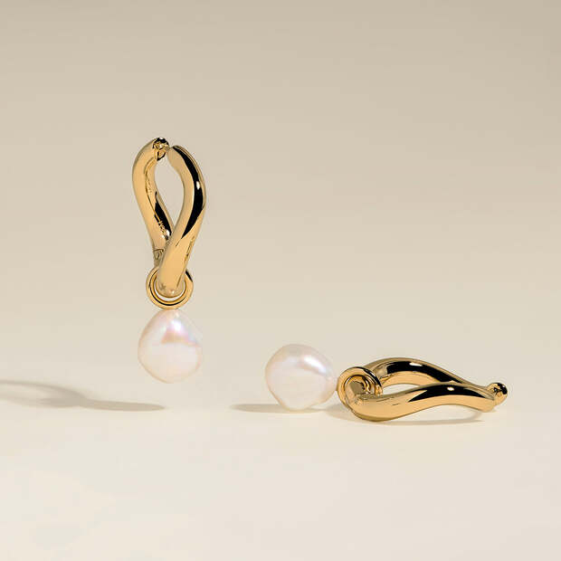 Serenity Pearl Charm XL Hoops in Gold