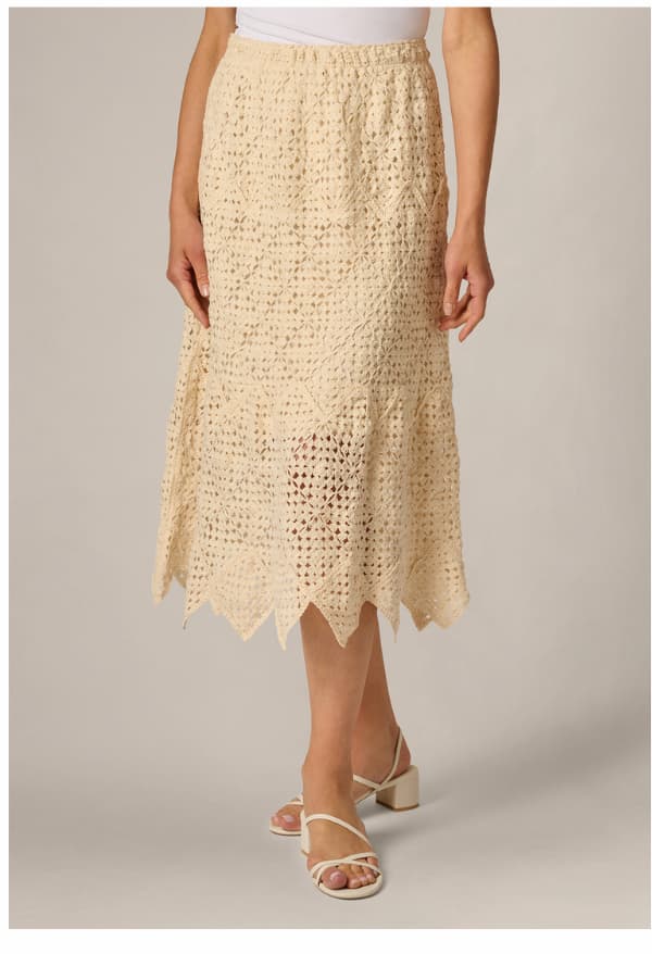 Crochet Knit Dagger Hem Midi Skirt In Cream