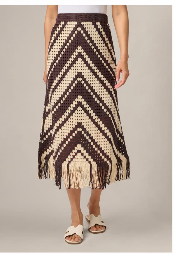 Crochet Knit Fringe Midi Skirt In Chocolate Cream