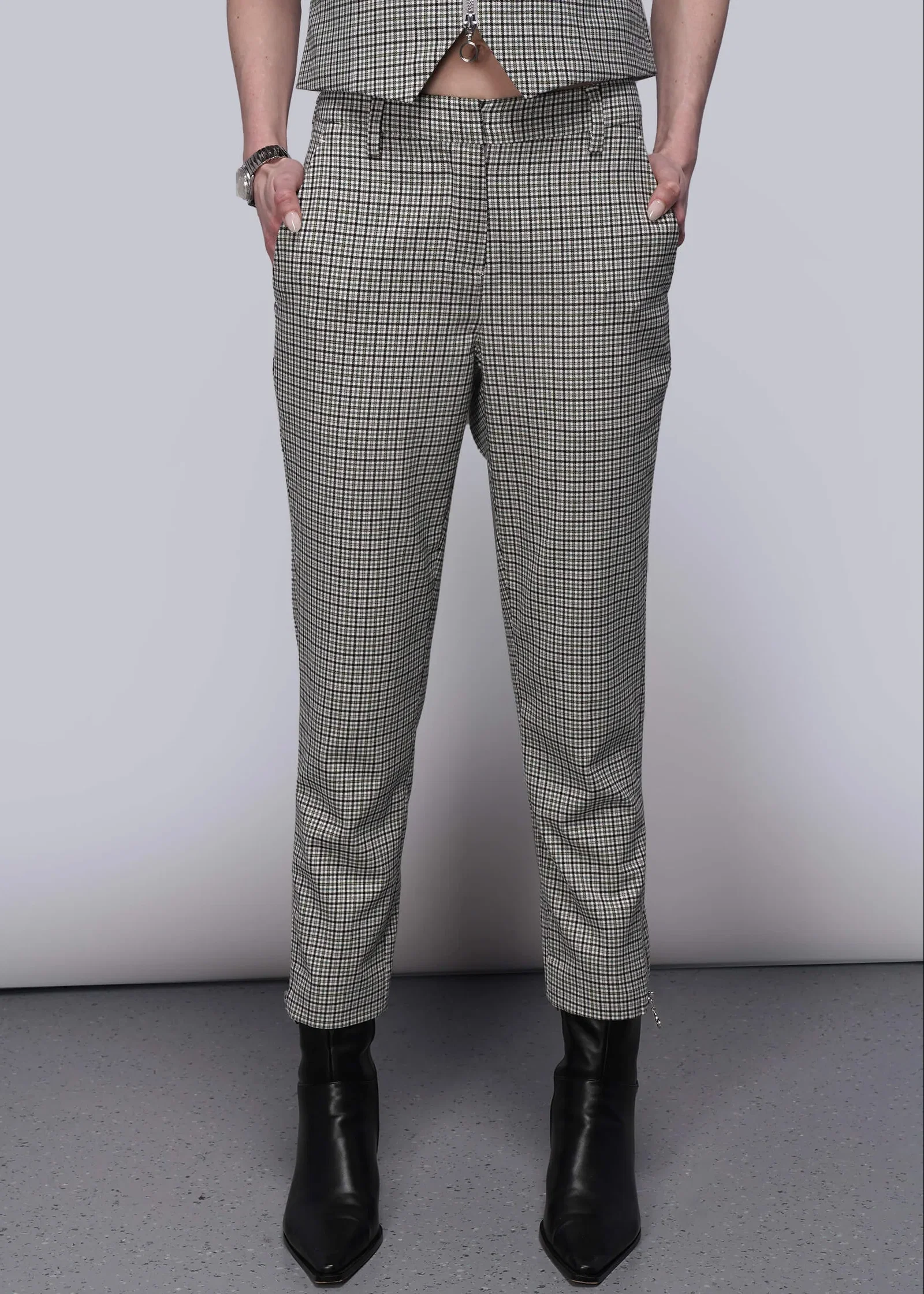 Image of The Empower Zipper Slim Crop Pant