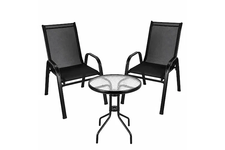 Balkongmöbelset med bord och stolar