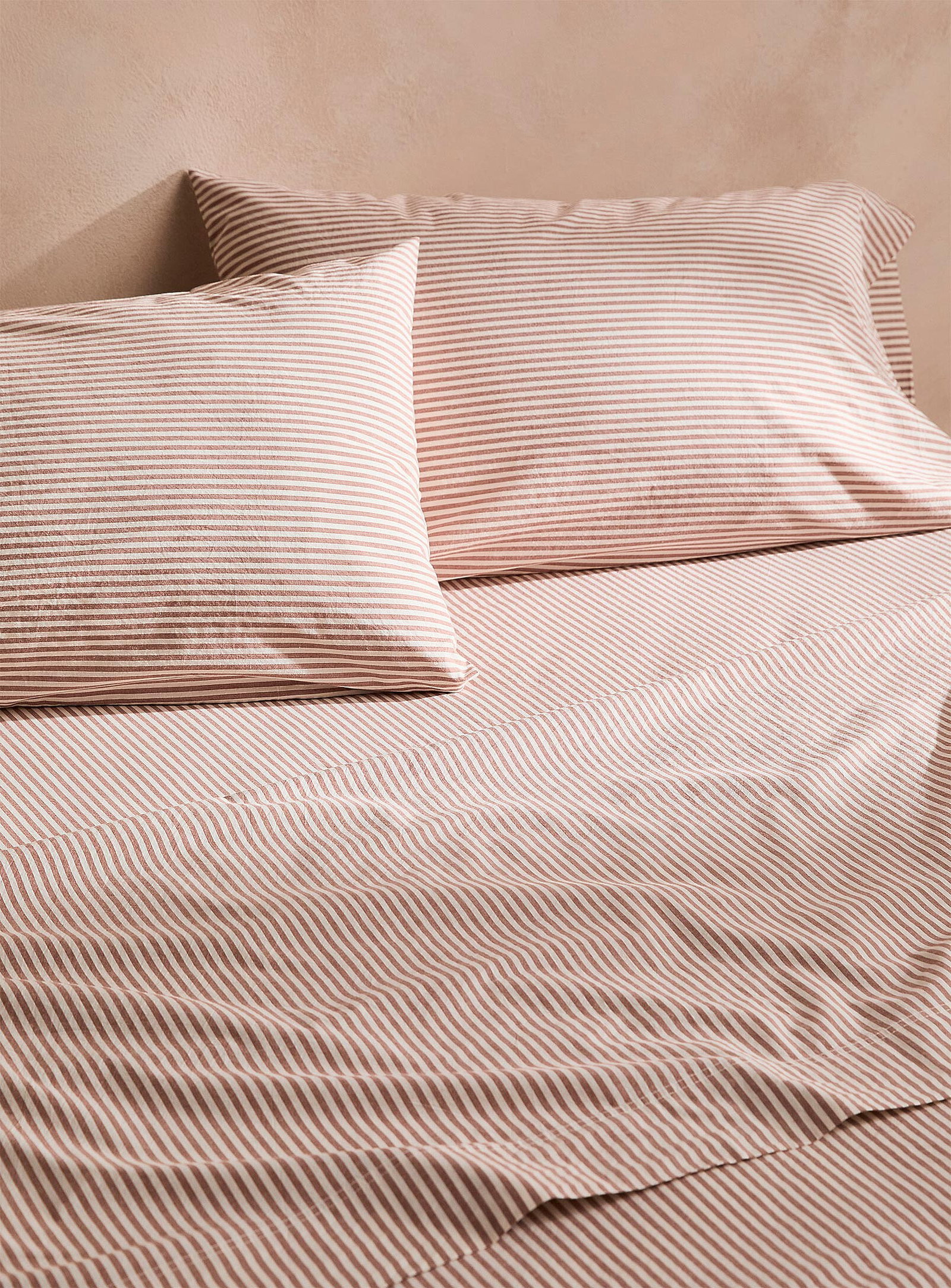Fine stripe pure organic cotton sheet set
