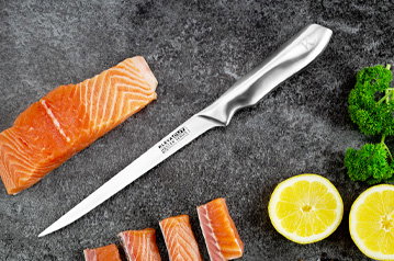 FILLET KNIFE