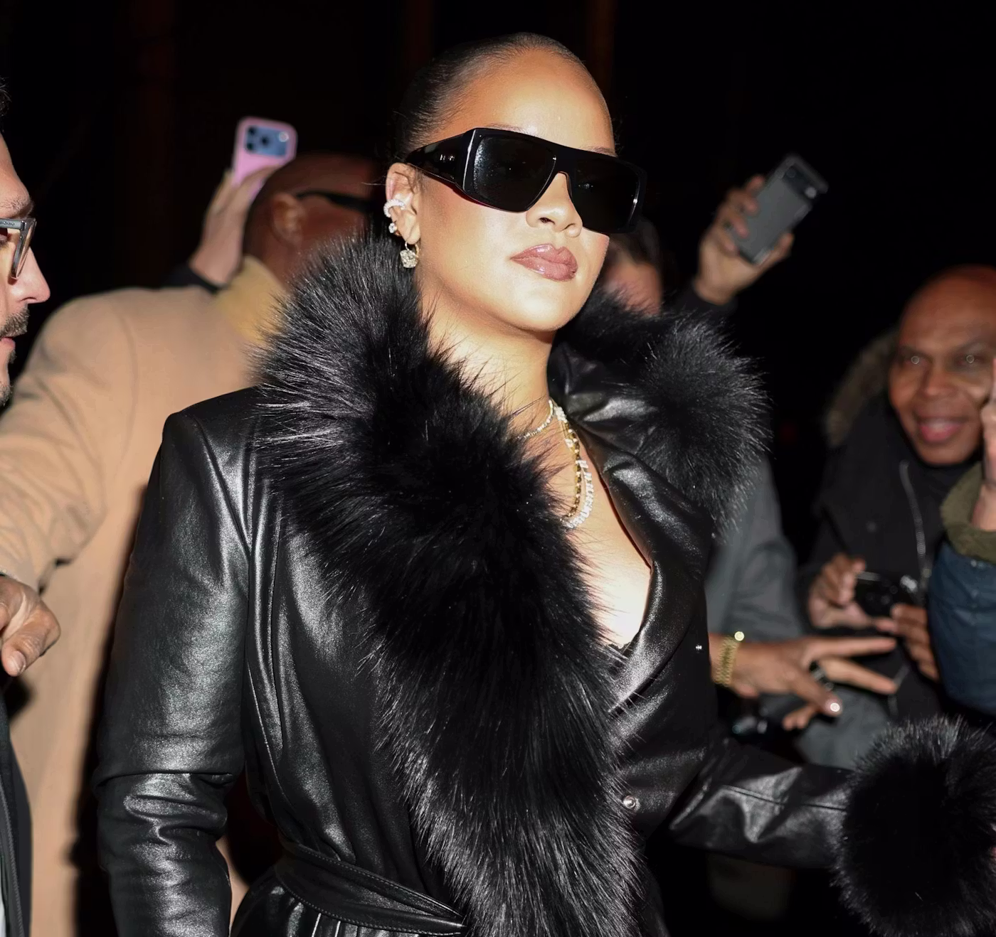Rihanna Returns To The Stage At Jay-Z's Extra Innings Concert