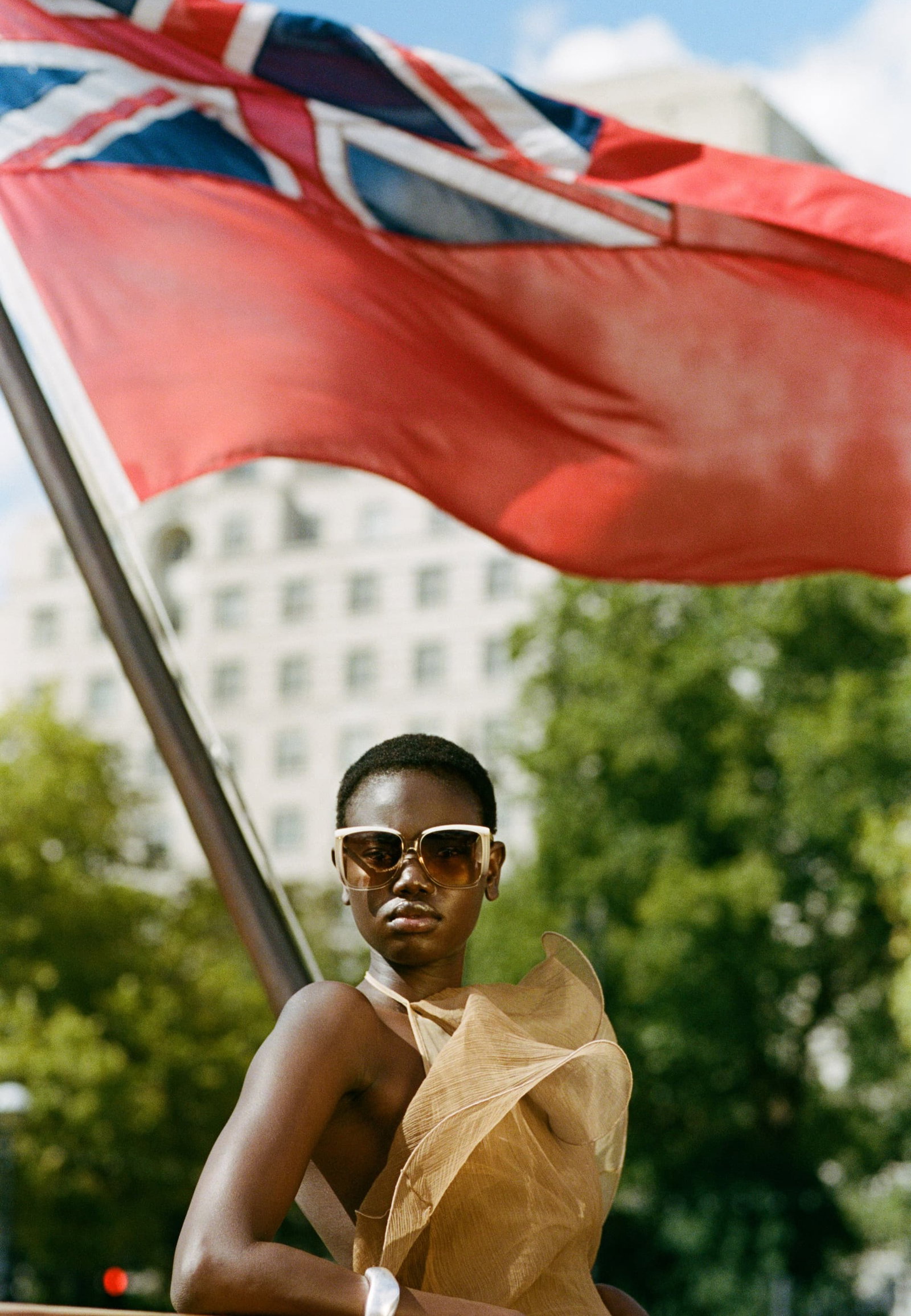 helena with the britsh flag