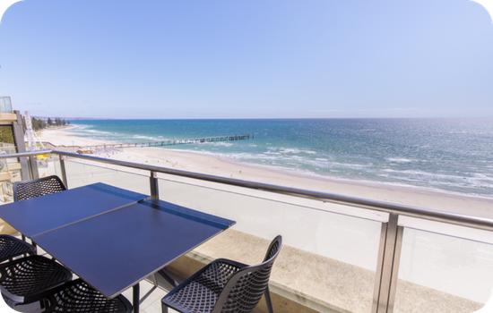 Oaks Glenelg Plaza Pier Suites