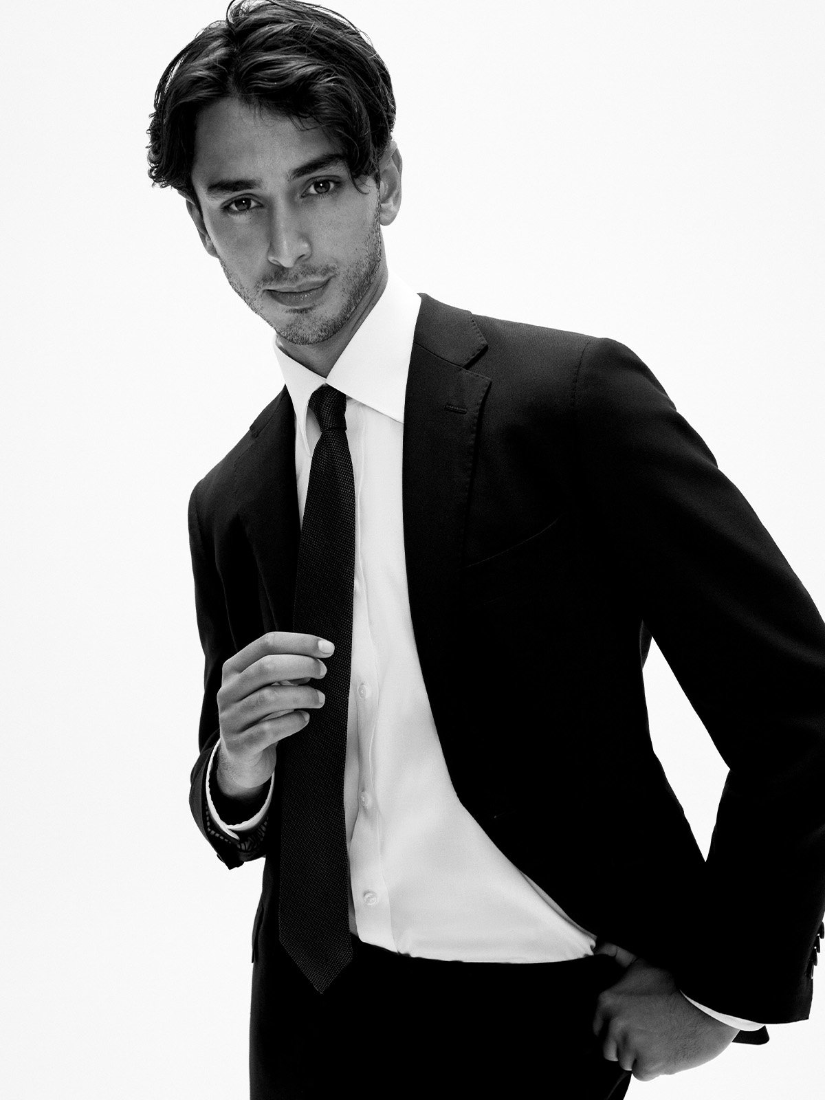 Guyra Black Suit