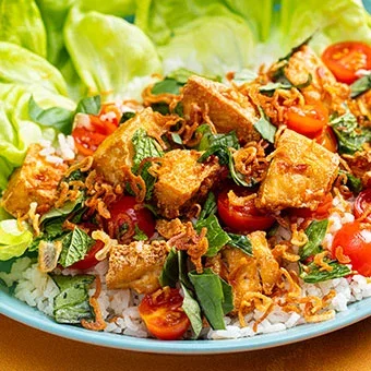 Crispy Tofu Salad with Cherry Tomatoes