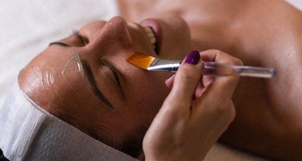 Up to 51% Off on Facial at Aesthetics & Beauty by Claudia