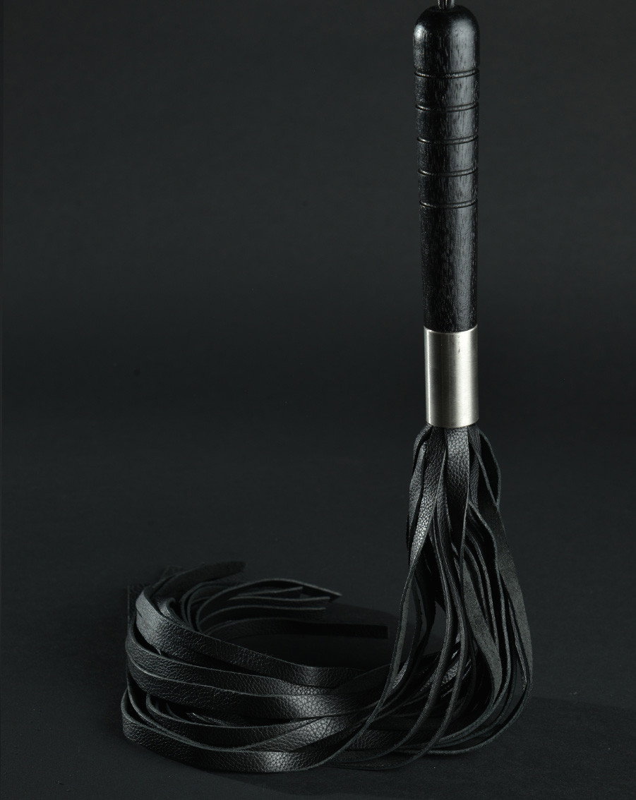 Image of Classic Leather Flogger