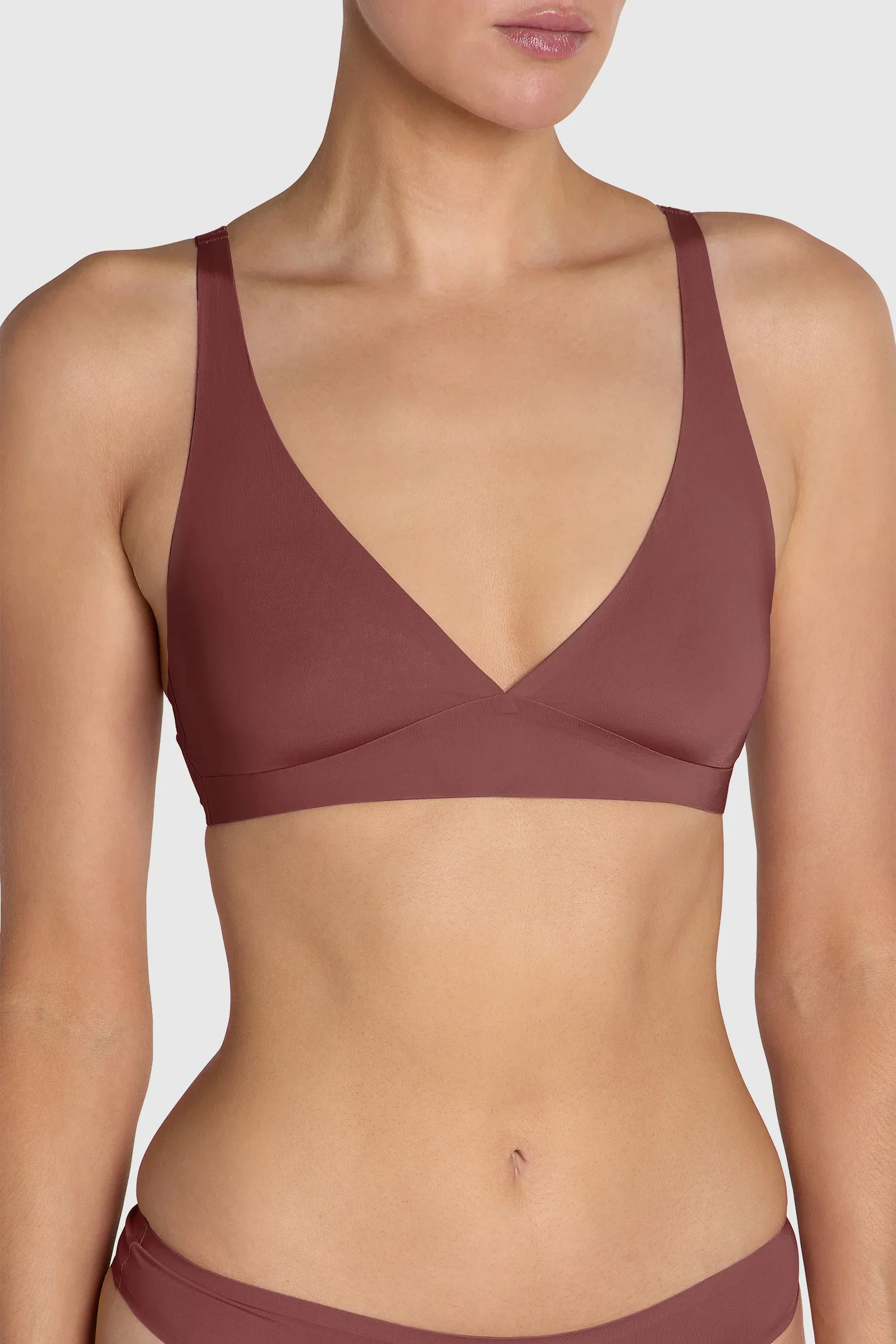 Image of The Smooth High Apex Bralette Hot Chocolate
