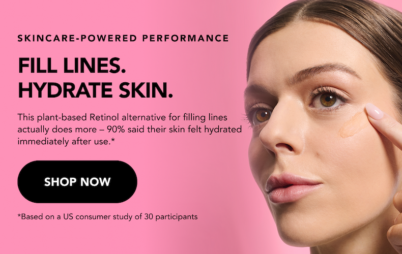 Model applying Plump Shot Fill & Blur Primer